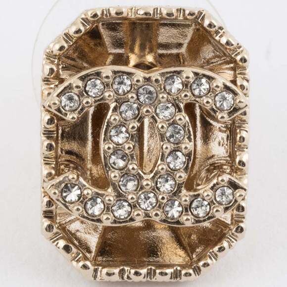 CHANEL Authentic Gold Earrings - Picture 5 of 10